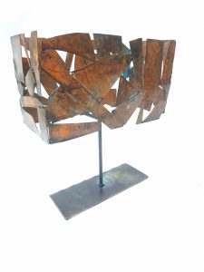 Escultura de chapa de acero Pedazos