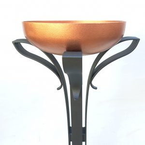 pila de agua bendita